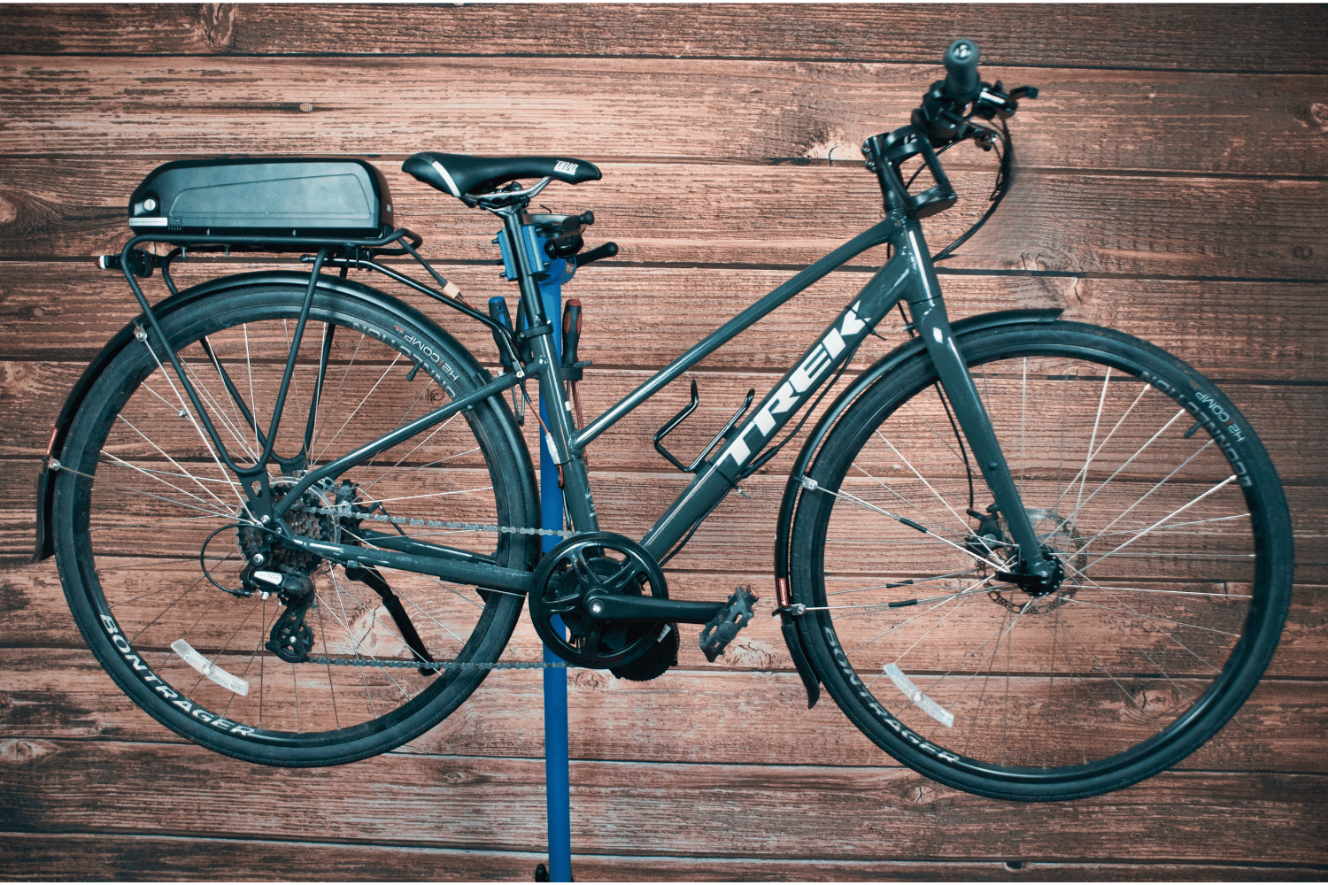 Trek Fx1 converted into an ebike